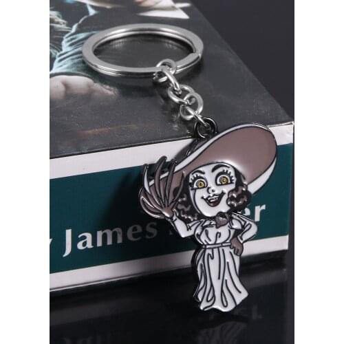 Residents Evils 8 Village Lady Dimitrescu Keychain Alcina Dimitrescu Figure Metal Pendant Key Chain Women Men Keyring Jewelry