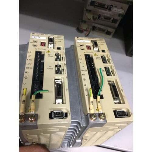 SGDS-04A72A servo driver, used one , 90% appearance new , test goods , free shipping