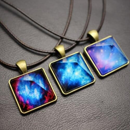 2019 Charm Crystal Glow In The Dark Necklace Pyramid Pendant Space Star Triangle Geometric Luminous Necklace for Women Men Gift
