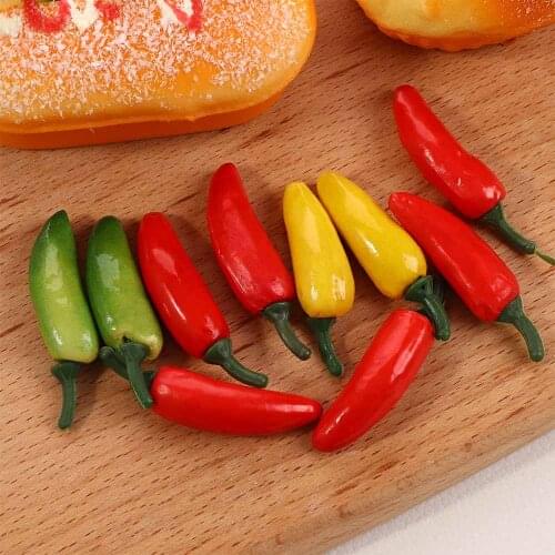 10Pc Artificial Plastic Simulation Chili Pepper Plants Corsage Putting Fruit Vegetables For New Years Home Decoration Art Decor