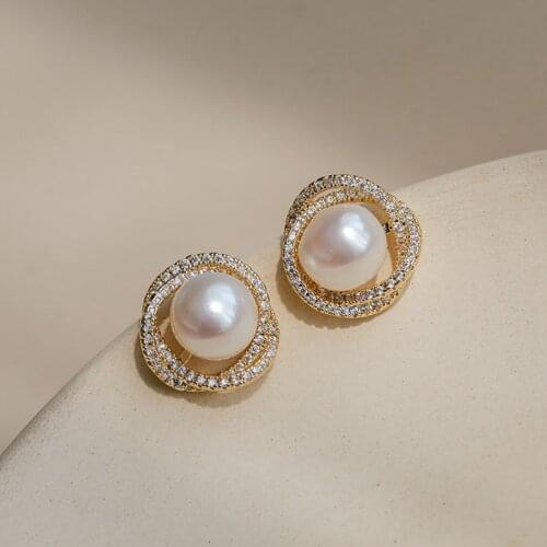 New Elegant Simulated Pearl Round Geometric Stud Earrings For Women Shiny Zircon Cute Earings Korean Jewelry Fashion pendientes
