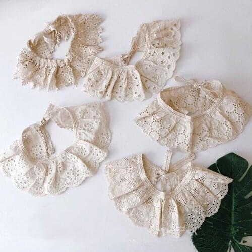 2021 New Kids Lace Floral Bib Hollow Out False Collar Girls Clothes Accessiory Baby Shawl