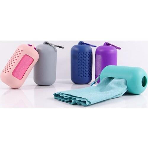 Quick Drying Microfiber Towel Sports Running Outdoor Camping Towel Portable Fitness Gym Towel Yoga Beach Travel Silicone Bag
