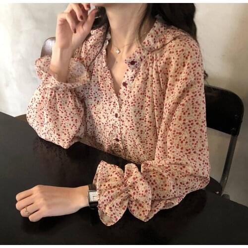 Sweet floral French-13 top Korean version loose and thin single breasted trumpet sleeve Long Sleeve Chiffon shirt