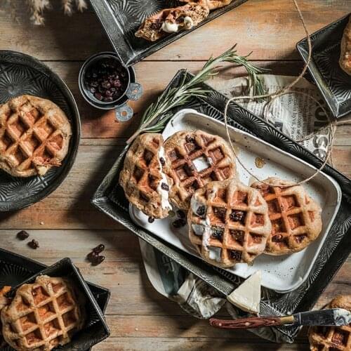 Retro Iron Bread Trays Rectangular Pan Vintage Bread Cake Snack Plate Photography Props Metal Storage Tray Home Decor