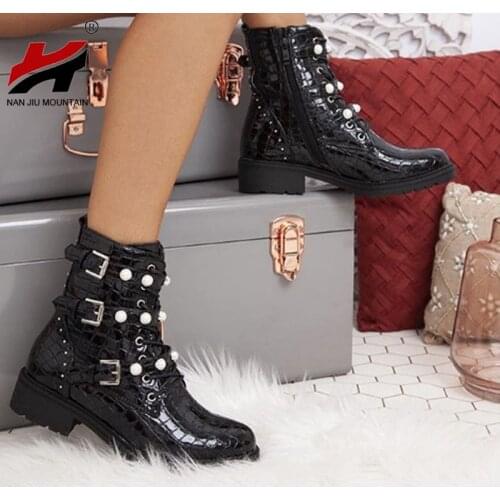 NAN JIU MOUNTAIN 2020 Women Boots Autumn Martin Boots Fashion Short Boots Solid Color Outdoor Shoes Pearl Buckle Plus Size 41