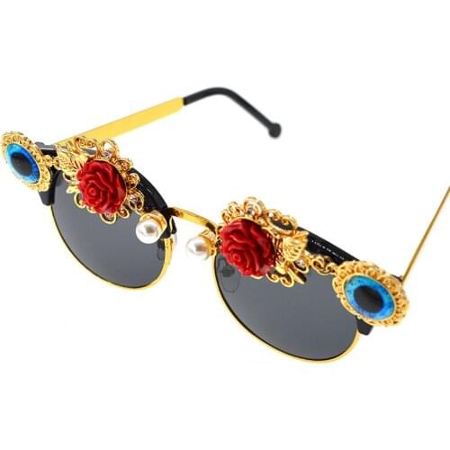 2018 Cat Eye Sunglasses Women Brand Crystals Eyes Sexy Bar Show Girl Sun Glasses Rhinestone Ladies Shades Oculos De Sol Feminino