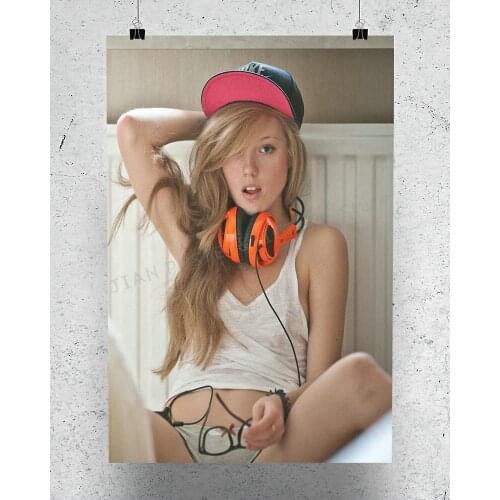 R0141 Sexy Hot Girl Headphones Music Positive Photo Wall Sticker Silk Poster Art Home Decoration