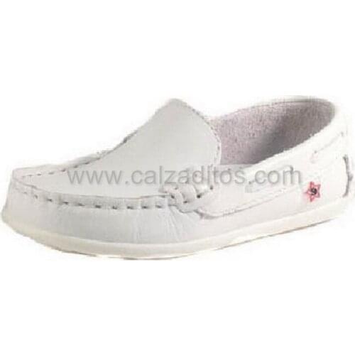 White skin natutics, of Conguitos