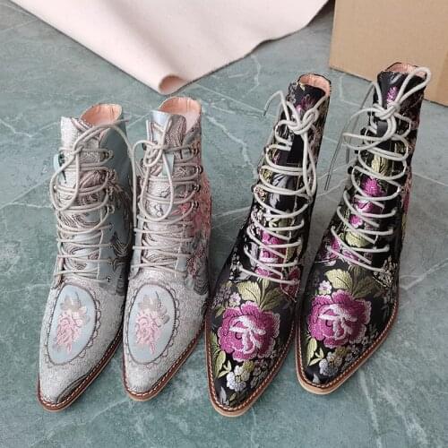 Women ankle boots plus size 22-28cm free shipping women shoes embroidered boots botines mujer botte femme bottine Flower