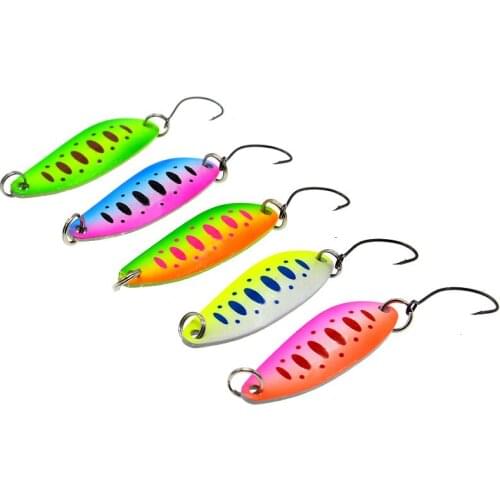 50Pcs Fishing Spoons Trout Lures 5g 4cm S-shaped Metal Sequins Lures with Single Hook Fishing Lures Wobbler Hard Bait Tackle