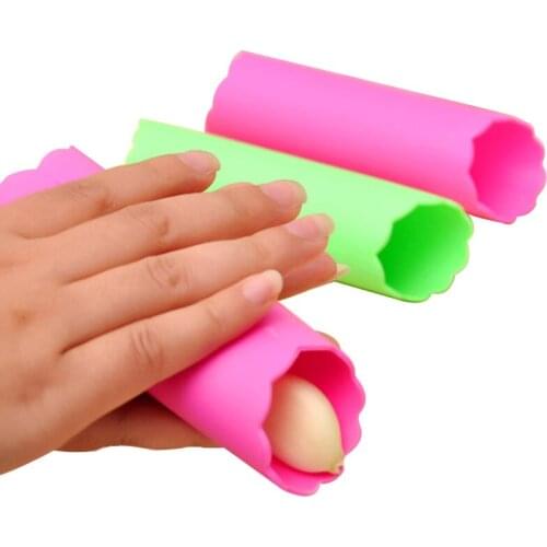 1Pc Magic Creative Silicone Garlic Peeler Multi Color Garlic Peeling Machine Kitchen Accessories Practical Kitchen Tools