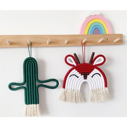 Nordic style home childrens room decoration pendant hand-woven rainbow lion pendant wall decoration Christmas and New Year gift