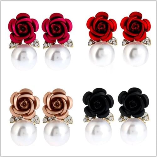 卓日 (首饰) Dangle Earrings
