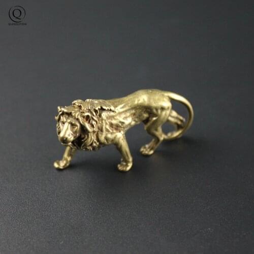Copper African Lion Model Keychain Fashion Jewelry Accessories Brass Car Key Chain Ring Hanging Charms Metal Lion King Keyring