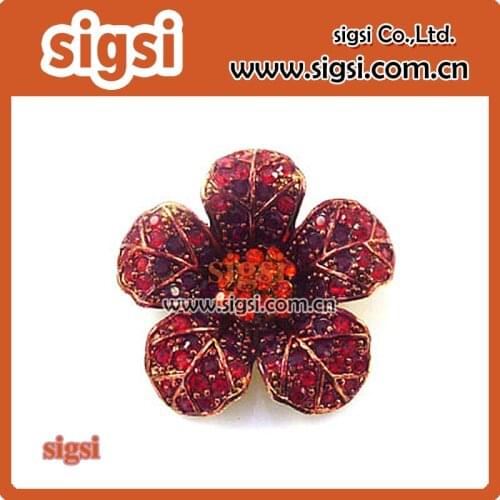 Retro wholesale metal flower rhinestone brooch for wedding invitation