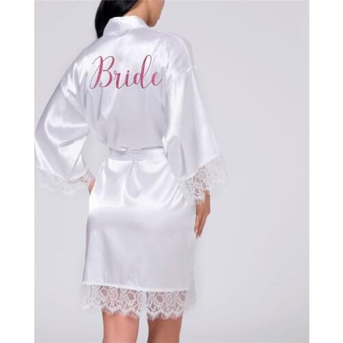 New Personalized Bride Robe White/Pink Silky Satin Robe Wedding Day Customized Bride Name Bathrobe Satin Lace Bridal Party Gifts