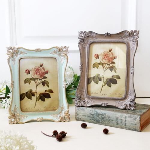Photo frame Carved gold 7 inch Elegant retro Set the stage Desktop decoration Light blue imitation wood color Household products
