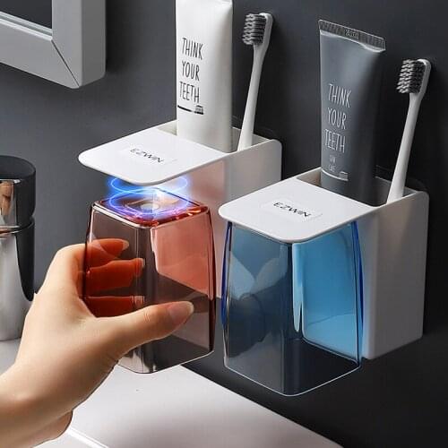 Simple magnetic mouthwash cup set household wall-mounted toothbrushing cup shelf family of three tooth cylinder couple toothbrus