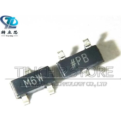 M6W ADM810LARTZ SOT23-3 ADM810LARTZ-REEL7 Microprocessor monitoring circuit IC chip