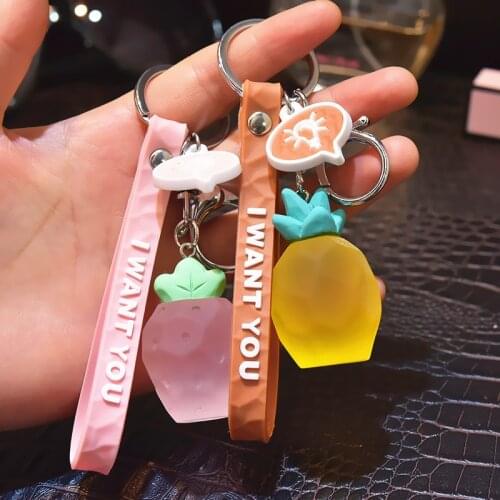 New Acrylic Geometric Faceted Fruit Keychains Apple Pineapple Pear Strawberry Car Bag Key Pendant Small Gift Llaveros