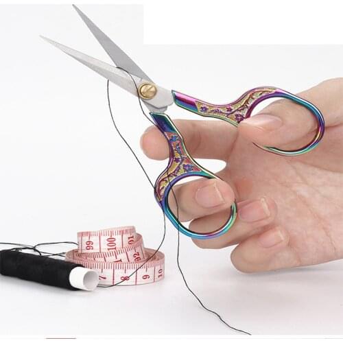 Stainless Steel retro Scissors kirsite Plum blossom handle Embroidered and carved window trimmer home garden sewing scissors