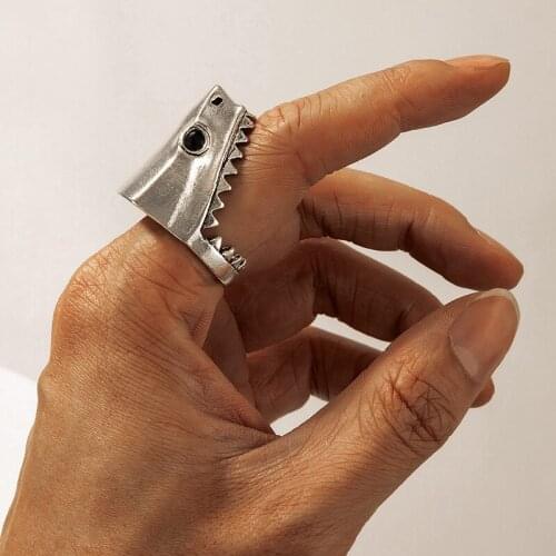 2021 Goth Punk Shark Finger Ring for Men women gothic Vintage Silver Color Fox Cat Gothic Ring for Egirl Hip Hop Statement Rings