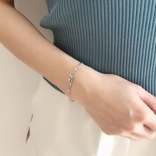 Designer Chrams Bracelets for Women Anime Flash Zircon Flowers Bracelet Jewelry Accessories Wholesale Bulk Pulseras