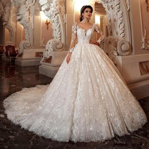 Eleagnt Lace Appliqued Long Sleeves Ball Gown Wedding Dresses Luxury Vintage