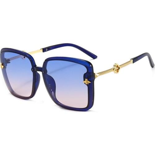 The new 2021 fashion big frame sunglasses in Europe and the wind bee sunglasses her red ins sunglasses