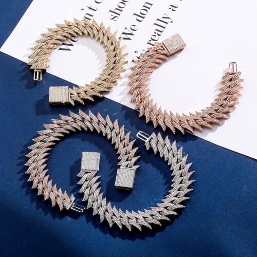 Lingxia Big Bracelets