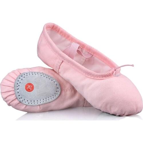Dance Ballet Shoes Flats Designer Soft Embroidered Butterfuy Satin Ballerina Shoes Chaussons Danse Ballet