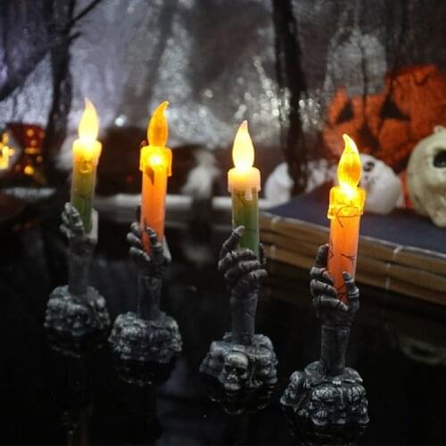 2021 Halloween Skull Candlestick LED Light Battery Operated Flameless Candle Lamp Horror Theme Party Decor Props Global