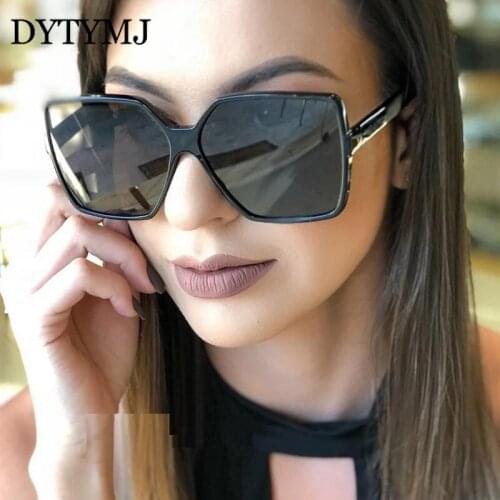 DYTYMJ Oversized Square Women Sunglasses Luxury Brand Eyewaer Women/Men Vintage Gradient Sun Glasses For Women Oculos De Sol