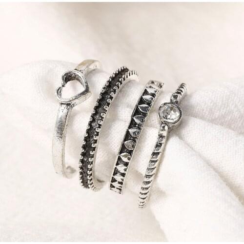 4Pcs /Set Vintage Sliver Color Rings Set for Men Women Retro Crystal Rings Set Herat Fashion Jewelry Women Charm Ring Love Ring
