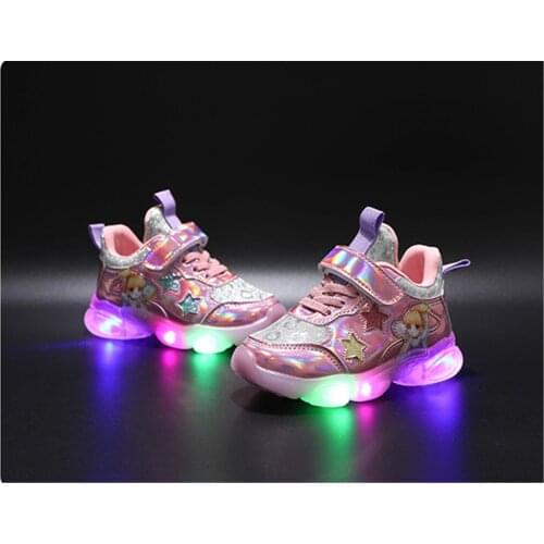 2021 LED Light Up Childrens Princess Shoes Boys And Girls Star Running Shoes Spring Autumn Luminous Sneakers tênis masculino