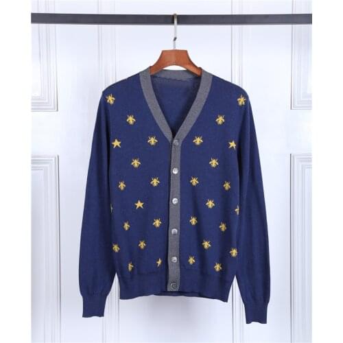 Luxury New Winter Men gentleman embroidery Bees Spiders Knit Casual Sweaters Cardigans Asian Plug Size High quality Drake #N123