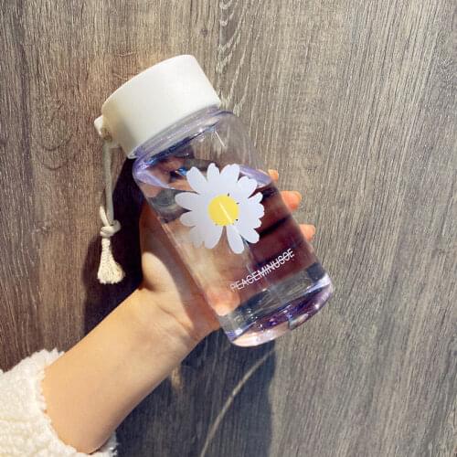 500Ml Small Daisy Water Bottle Plastic Frosted Water Bottle Portable Drinking Water Glass Outdoor Camping Thermos Bottle