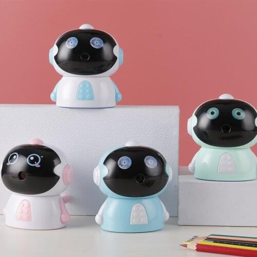 Astronaut Pencil Sharpener Kawaii For 6-8mm Pencil and Color Pencil Long Lasting Blade School Stationery Hand Crank Sharpeners