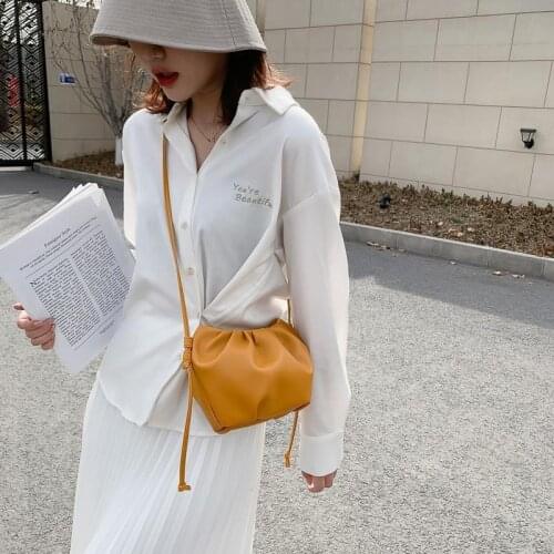 Women MINI Shoulder Bag PU Leather girls Cloud Fashion Popular Ins Easy to Match Travel Tote Cross Body Black White