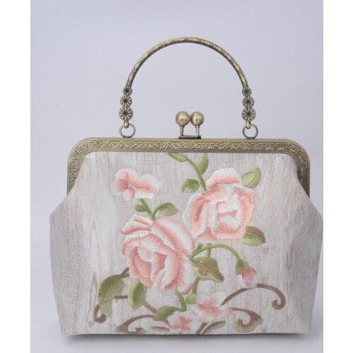 Women Shoulder Bag Retro Womens Bag Cheongsam Style Handbag Chinese Style Banquet Oblique Crossbody Bag