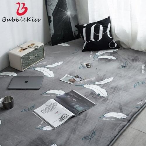Bubble Kiss Hot Sale Soft Sponge Design Carpets Nordic Style Thicken Non-slip Gray Bedroom Decor Carpet Short Plush Fabric Rugs