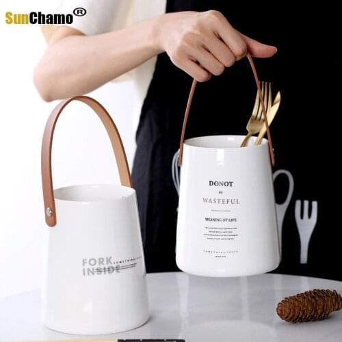 1Pcs Ceramic Tableware Storage Barrel Fruit Plate/disc Salad Bowl with Leather Handle Kitchen Decorative Tray Storage Container