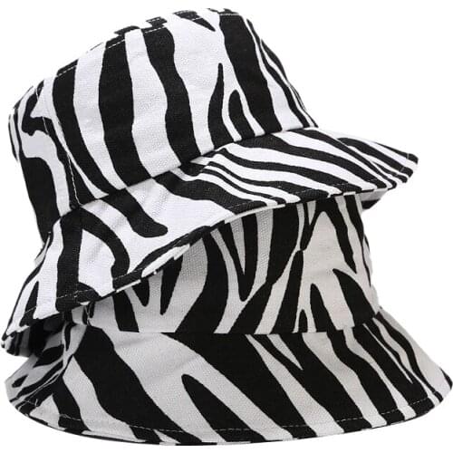 New Harajuku Streatwear Bucket Hat Striped Women Men Women Fashion Fishing Bob Outdoor Summer Fisherman Panama Designer Cap 2021