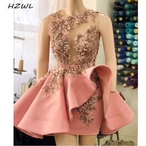 Blush Pink Short Cocktail Dresses Ruffles Peplum 3D Floral Appliques Beaded Sheer Neck Party Dress Mini Illusion Prom Dress