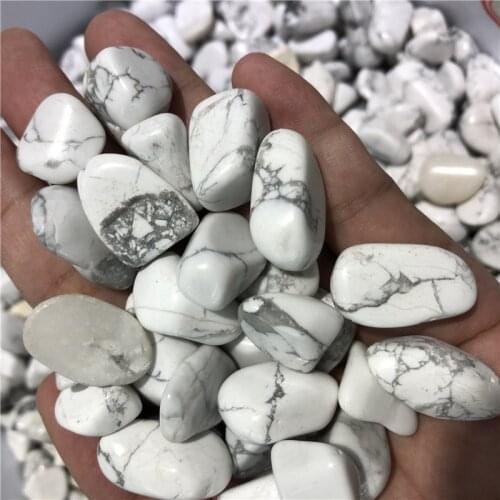 Natural quartz white howlite tumbled crystals healiing stones for garden decoration