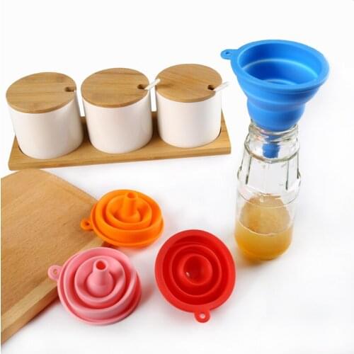 Aki's Gift Kitchen Funnels