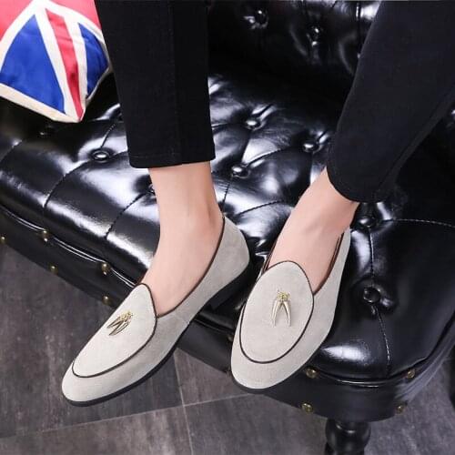 Men Shoes Personalized Metal Tassel Casual Lazy Shoes Loafers Pointed Suede Footwear Plus Size Zapatos Casuales De Los Hombres