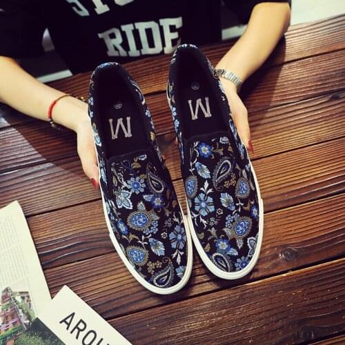 2020 New Autumn Floral Trend Casual Korean Lazy Shoes Low-help breathable Mens Classic Canvas Slip-On Shoes