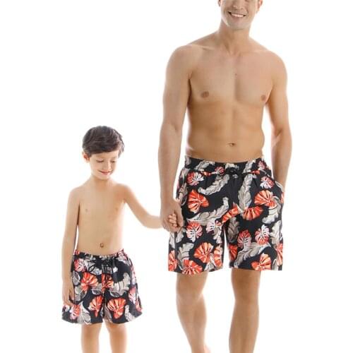 Fashion Father and Son Matching Swim Trunks Daddy and Me Matching Swimsuits Print Swim Trunks Beachwear Parent-Child Swimsuit